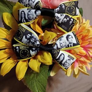 NIRVANA Black and Yellow Hair Bows
